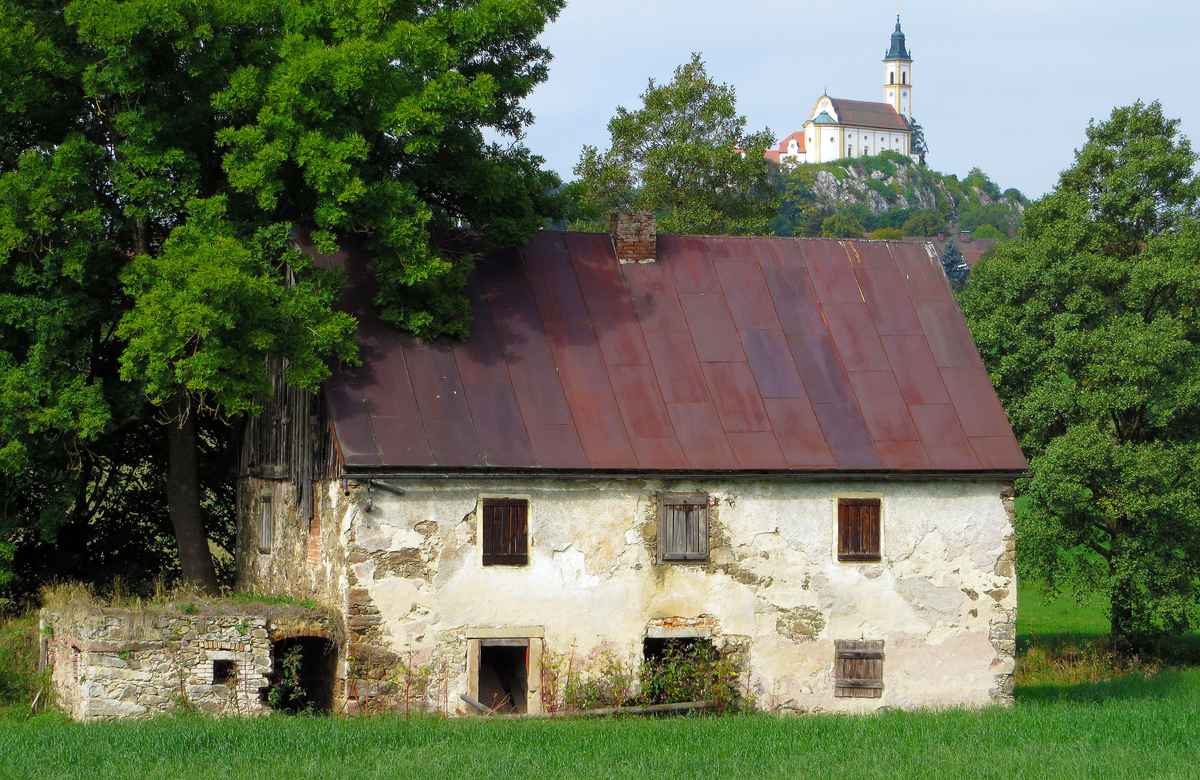 Blick Bartlmühle nach Kirche Pleystein