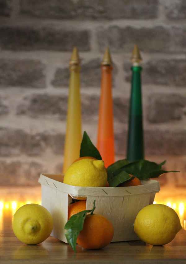 Zitrusfrüchte mit Licht