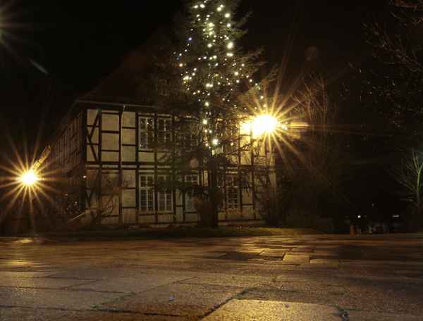 * ws *  am weihnachtsbaum, die lichter brennen