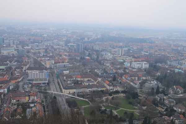 Hoch über Freiburg 03