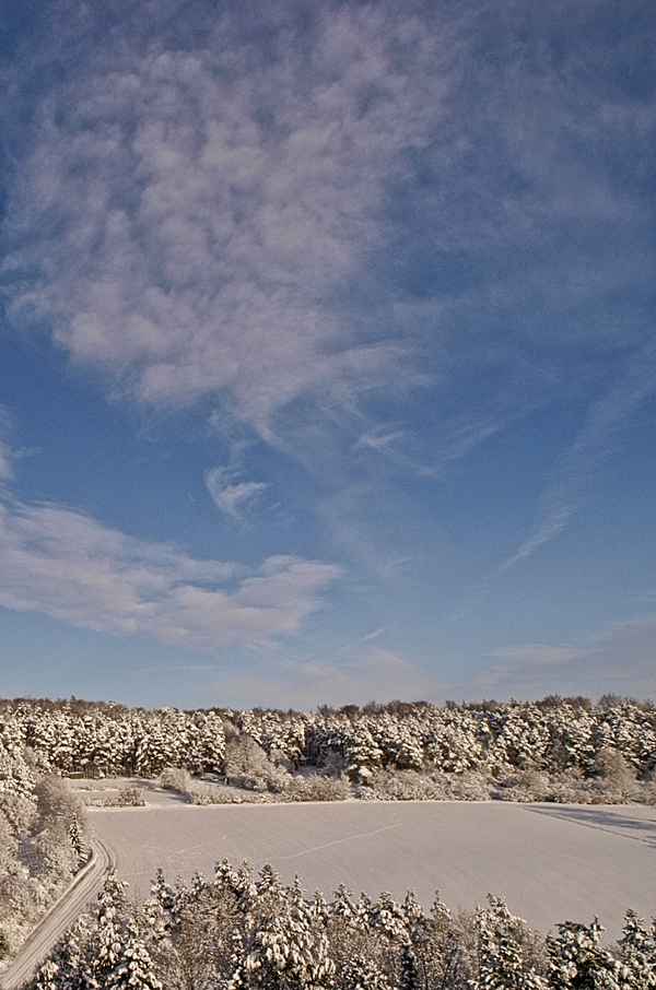 Und der Himmel hängt voller Wolken