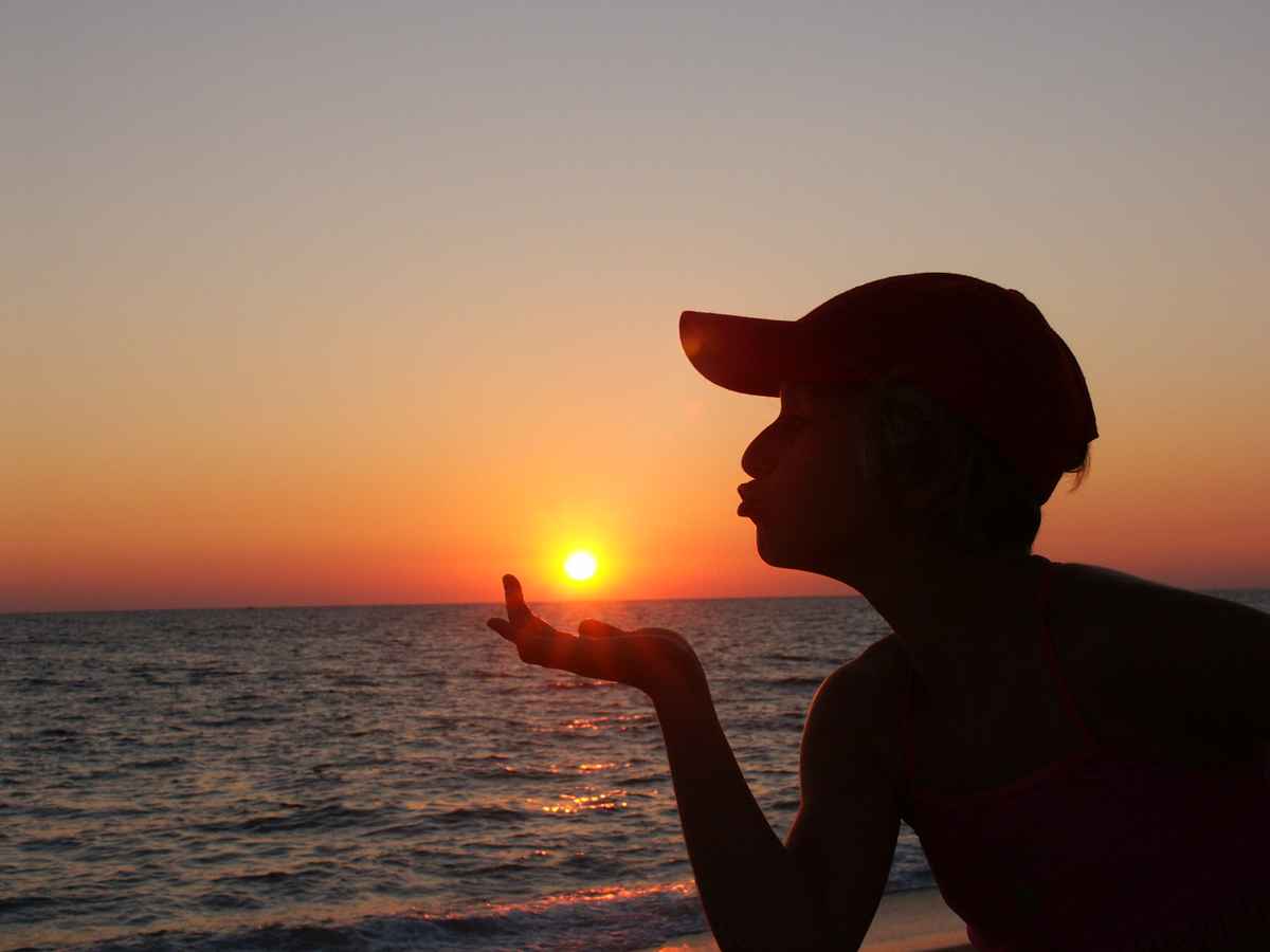Ein Kuss zum Sonnenuntergang