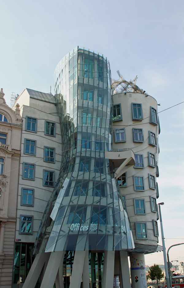 Prag - Tanzendes Haus 03