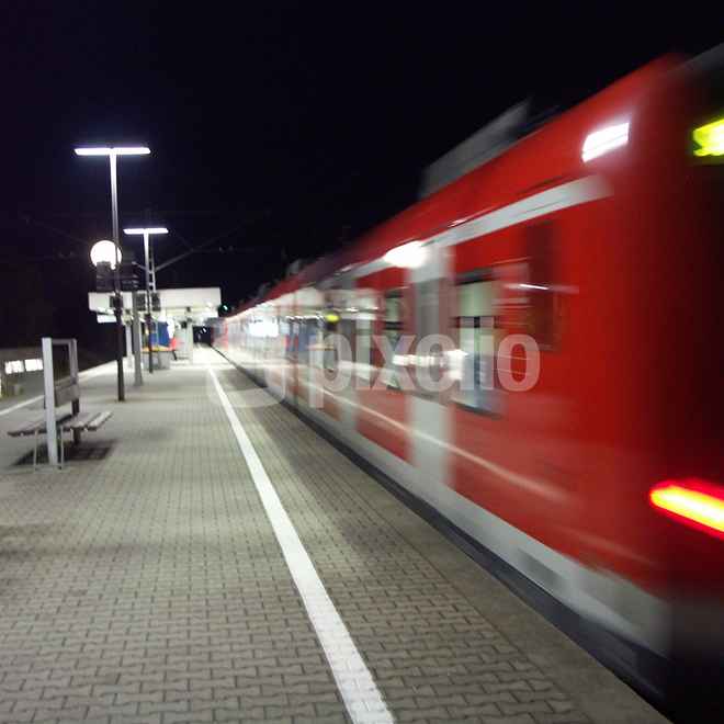 Abfahrende S-Bahn