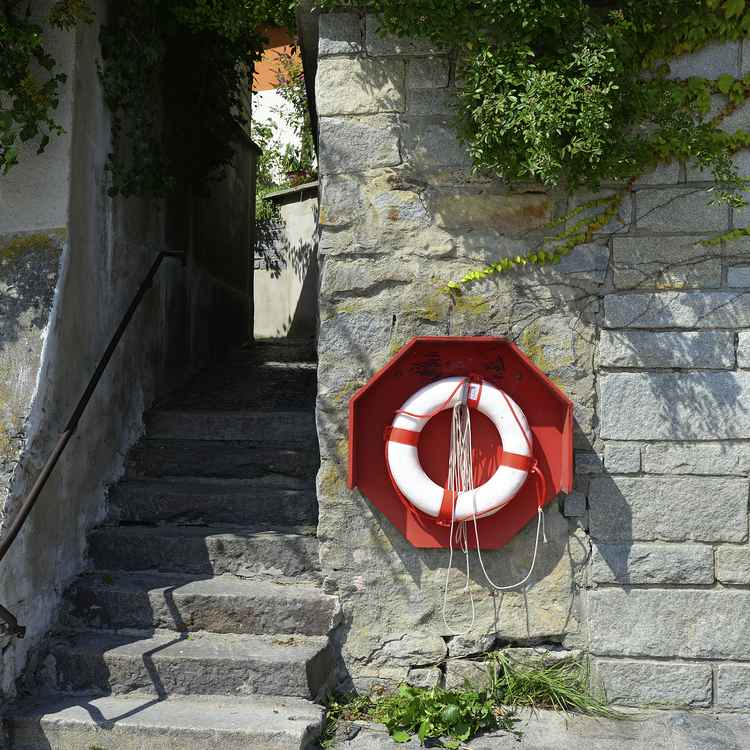 Rettungsring an der Donau