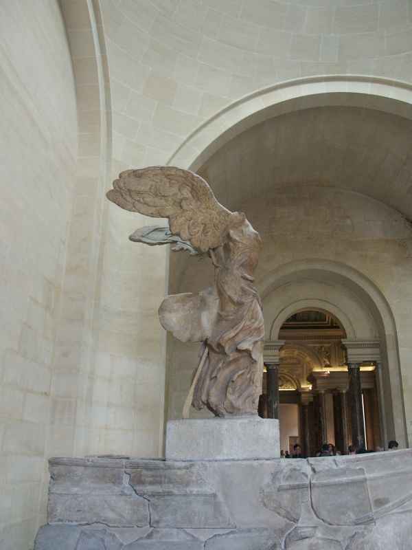 Skulptur der Siegesgöttin Nike