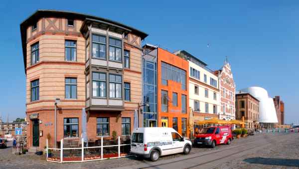 Hafenstraße im Stralsunder Stadthafen 1