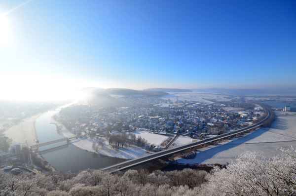 Bodenwerder im Winterpanorama