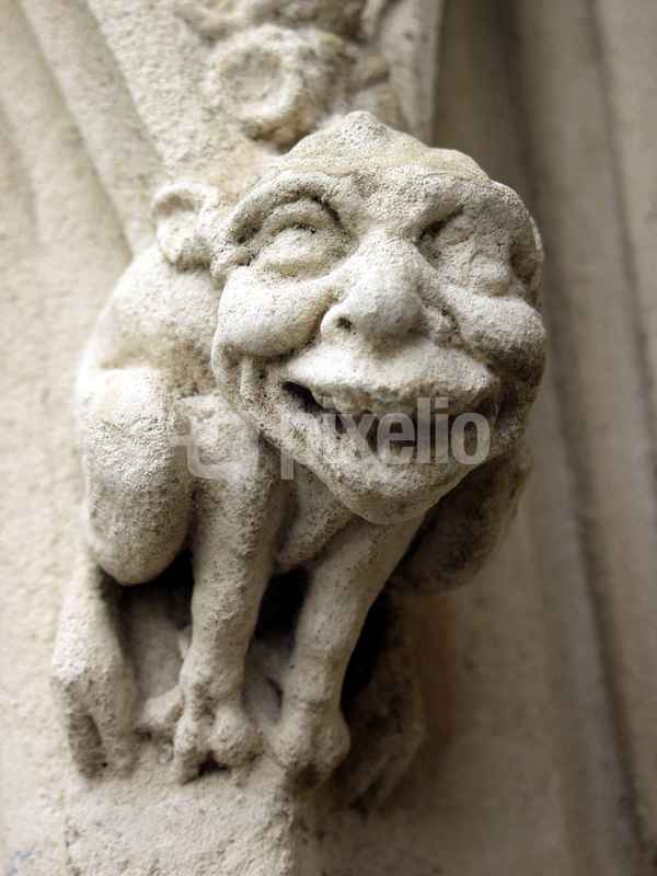 mittelalterlicher Gargoyle zu Exeter (Südengland)