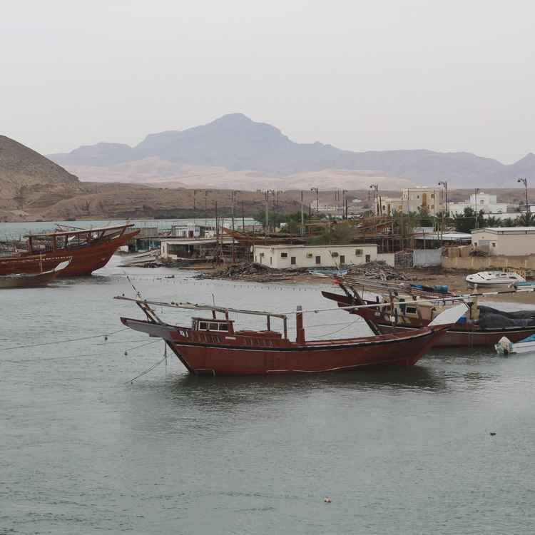 Oman -Schiffe bei Sur