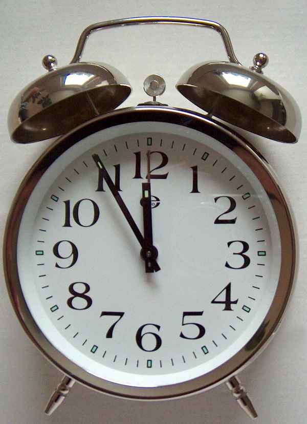 5-vor-12 (höchste Zeit)
