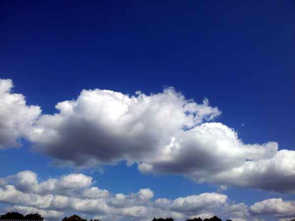 Starke Wolkenbildung