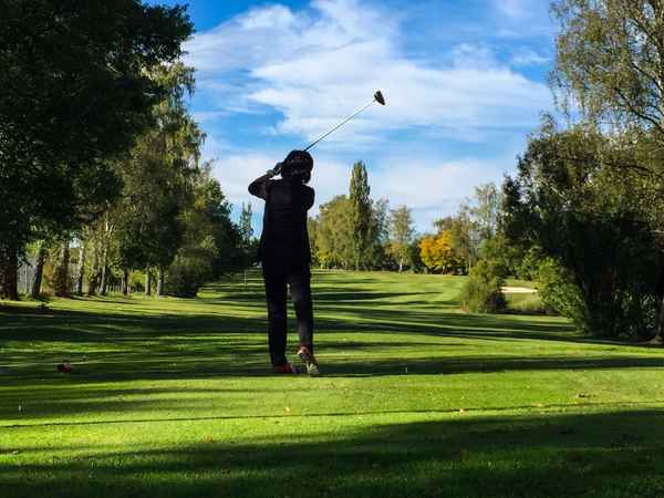 Golferin im Herbst 3