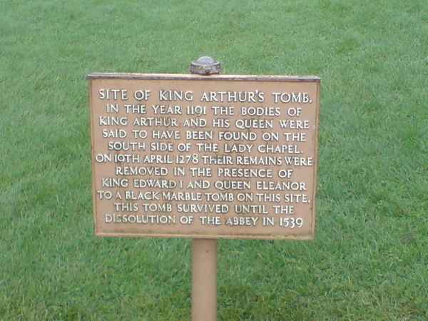 Grab von König Artus / King Arthur in England