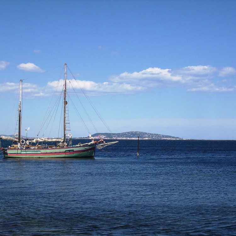 Segelschiff vor Sète