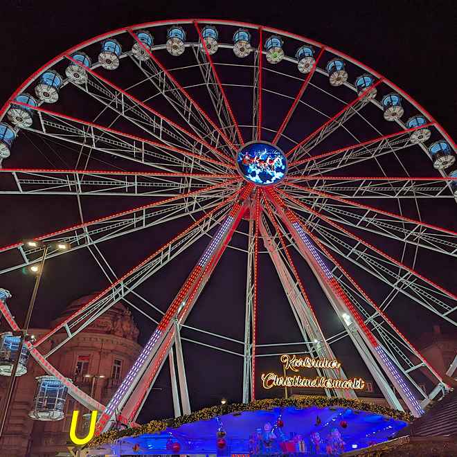 Auf dem Christkindlesmarkt zu Karlsruhe