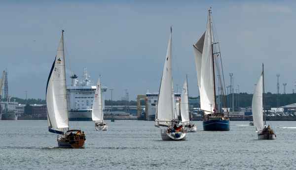 "Armada" auf Hafenkurs