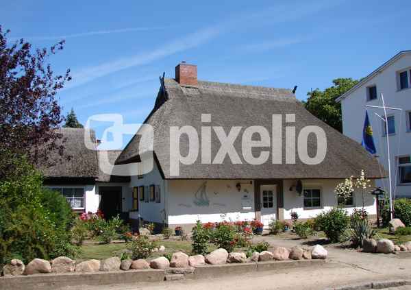 Reetdachhaus in Altefähr