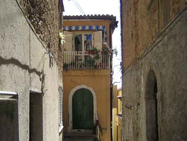 Hinterhofidyll in Nicotera/Kalabrien