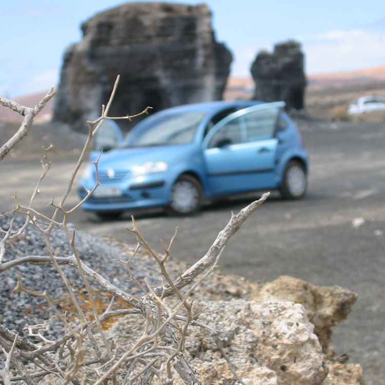 citroen azur in the desert