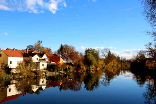 Wohnen am Fluss 02