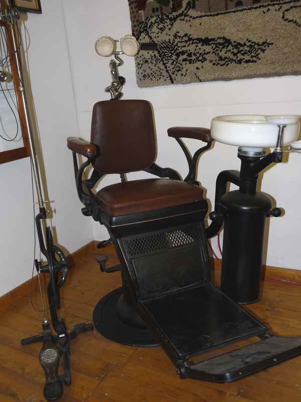Alter Zahnarztstuhl
