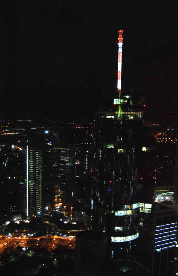 Frankfurter Skyline @ night 5