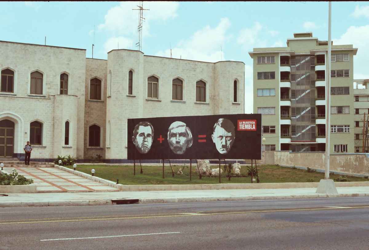 George Busch und Hitler