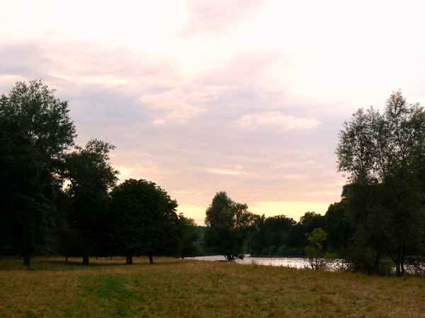...Stille...