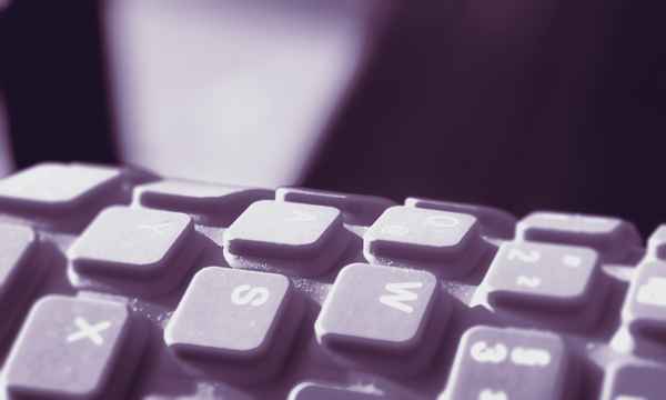 Tastatur gebogen