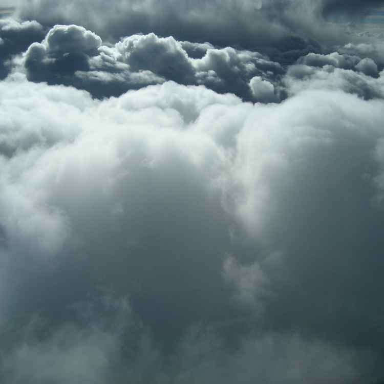 Wolken-Watte-Bausch
