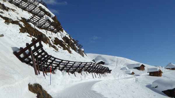 Walliser Schneewanderweg