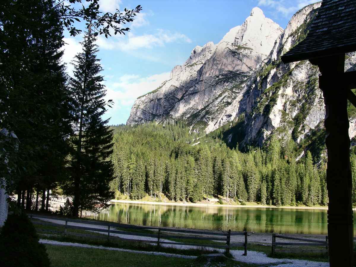Italien - Südtirol - Val Pusteria - Pragser Wildsee - 20