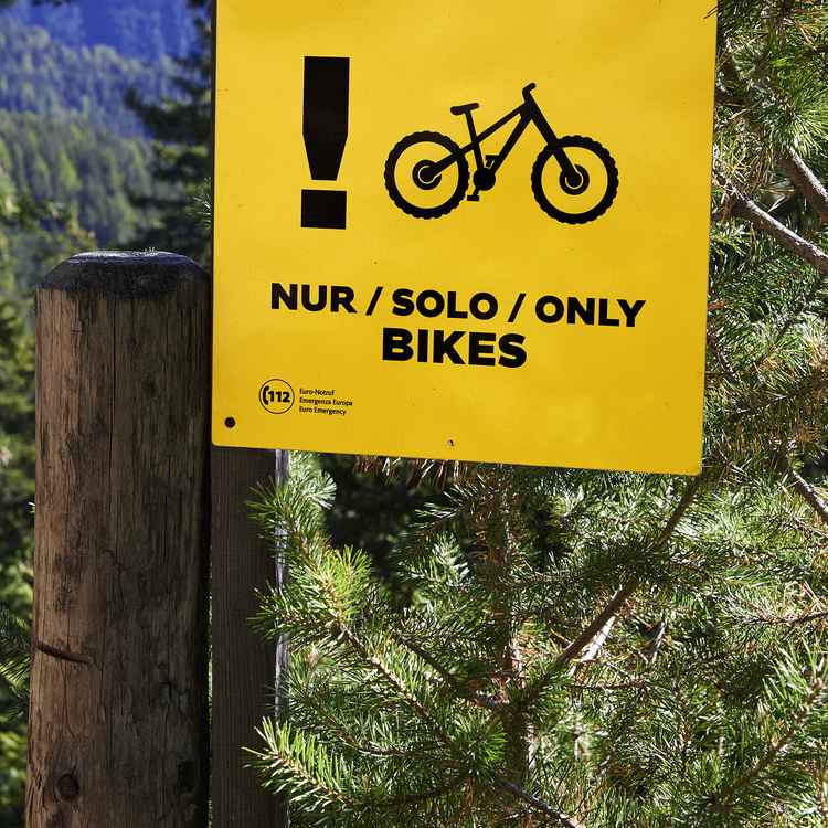 Nur / Solo / Only / Bikes