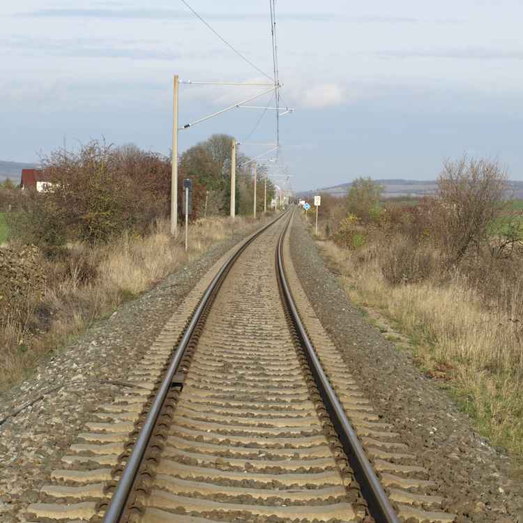 Bahngleis im November