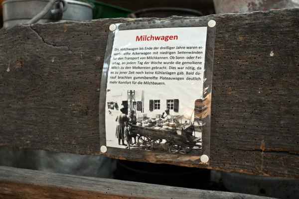 Alter Milchwagen