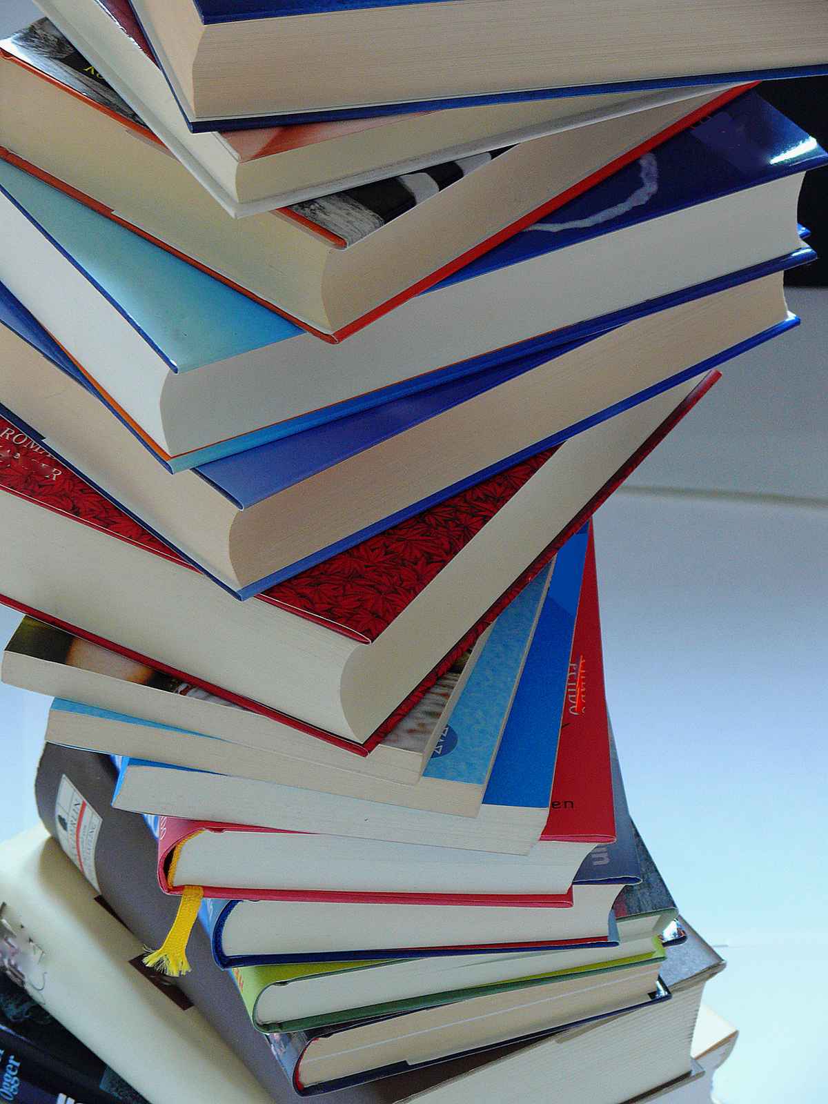 Bücherstapel .....
