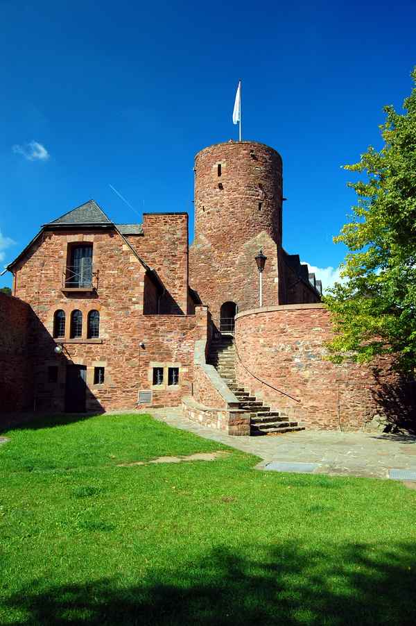 Burg Hengebach in der Eifel #2