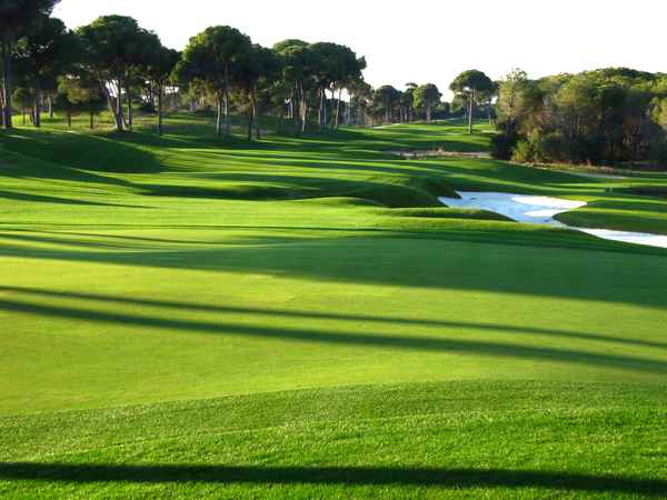 Golfen in Belek, Faldo-Kings-Course, Bahn 18