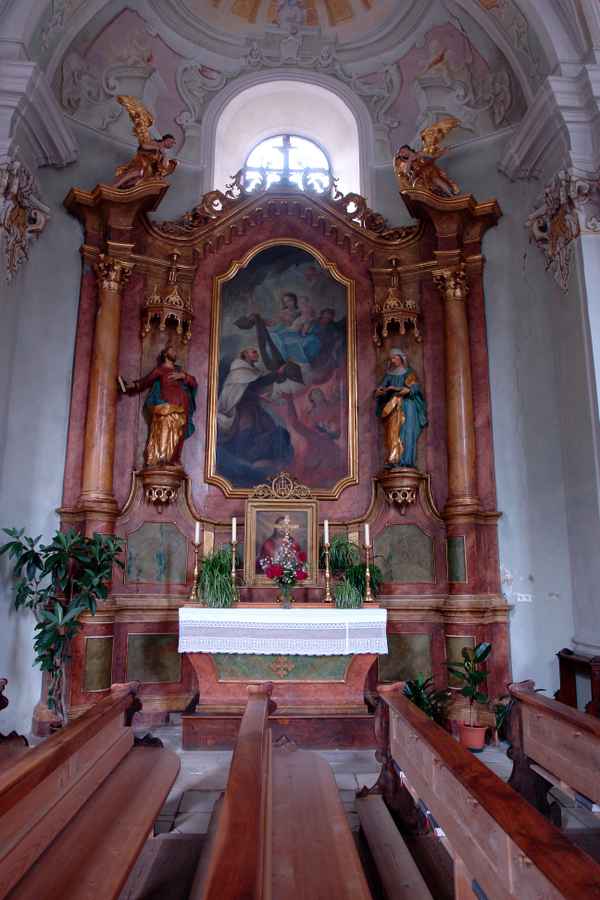 Seitenaltar Pfarrkirche St. Johannes zu Laas