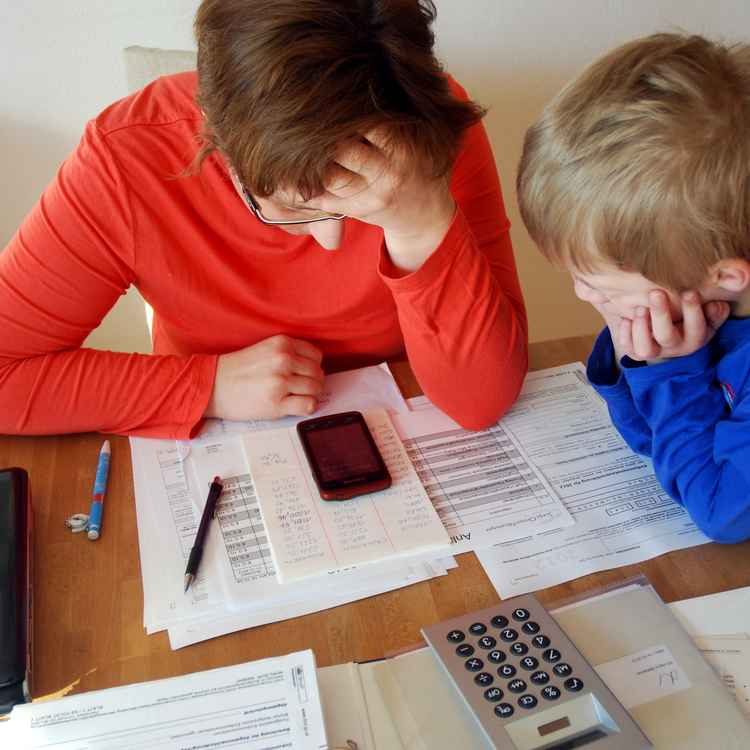 Unternehmerin bei der Buchhaltung
