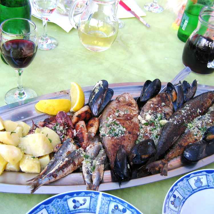 Gegrillter Fisch