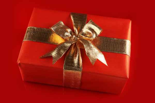 klassisches Weihnachtspäckchen