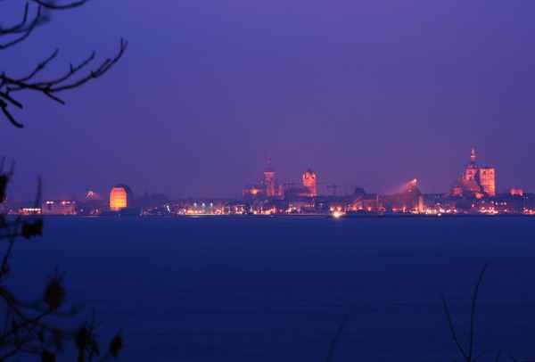 Blaue Stunde über Stralsund