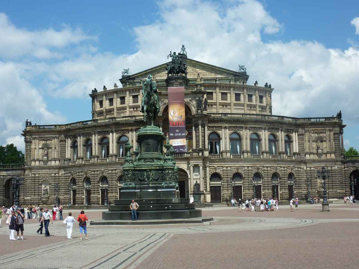 Semperoper_neu