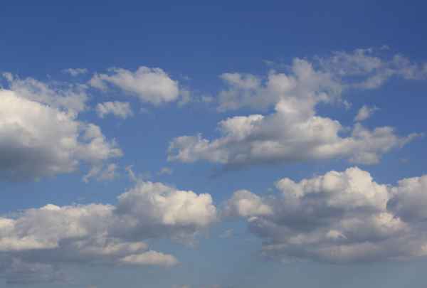 SCHÖNWETTERWOLKEN II