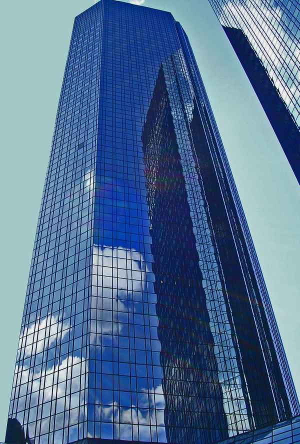 Der Deutsche Bank Tower