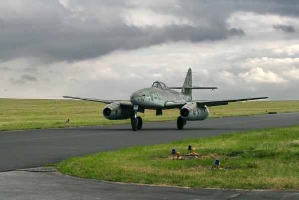 Messerschmitt ME 262 # 02