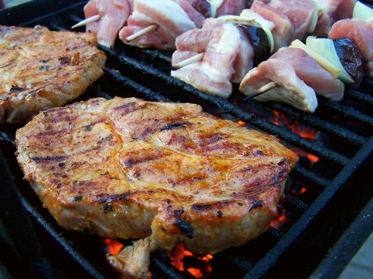 Steaks und Schaschlik