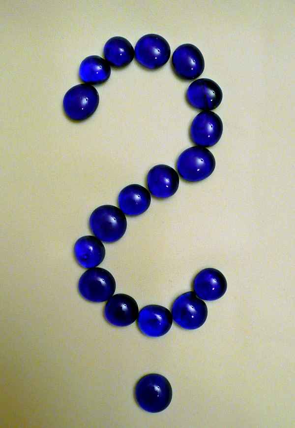Blaues Fragezeichen